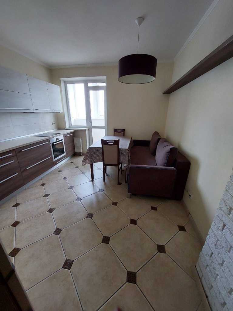 Аренда 2-комнатной квартиры 85 м², Михаила Максимовича ул., 3Г