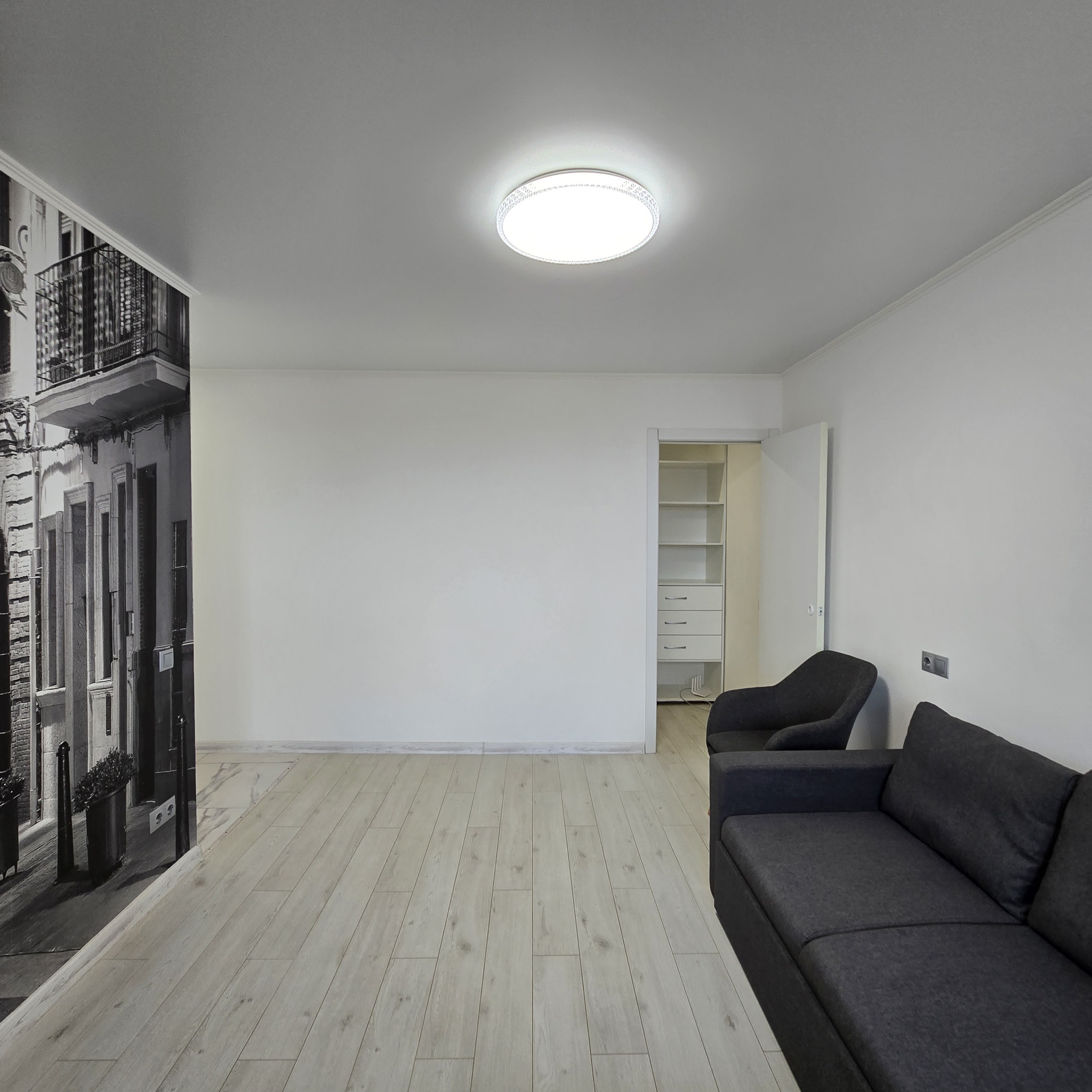 Продажа 2-комнатной квартиры 47 м², 200 летия Кривого Рога просп., 13