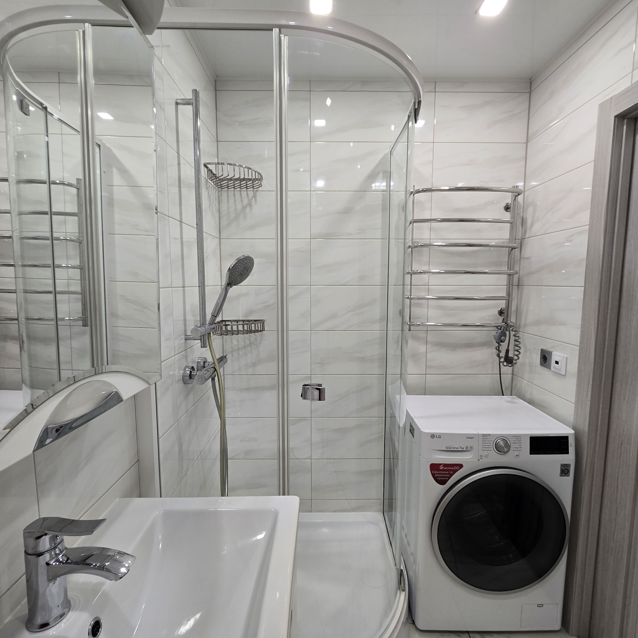 Продажа 2-комнатной квартиры 47 м², 200 летия Кривого Рога просп., 13