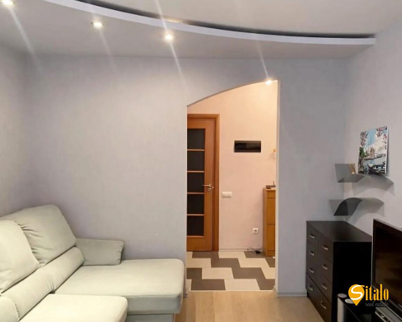 Продажа 1-комнатной квартиры 43.3 м², Верховинная ул., 37