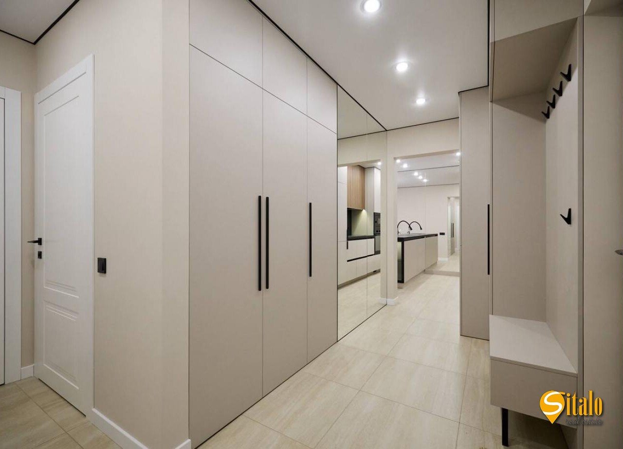 Продажа 2-комнатной квартиры 61 м², Михаила Максимовича ул., 24