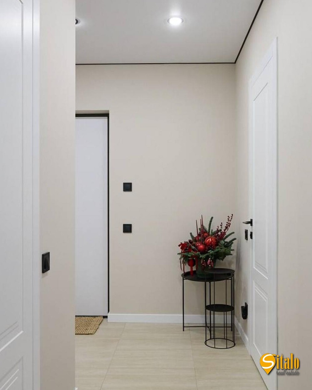 Продажа 2-комнатной квартиры 61 м², Михаила Максимовича ул., 24