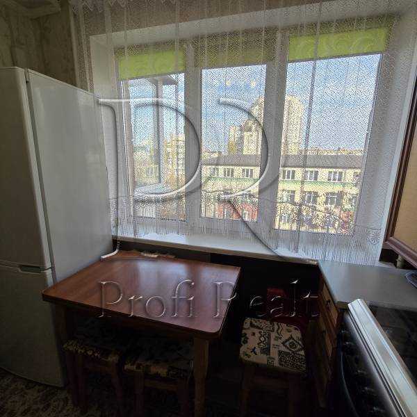Продажа 1-комнатной квартиры 32 м², Преображенская ул., 16