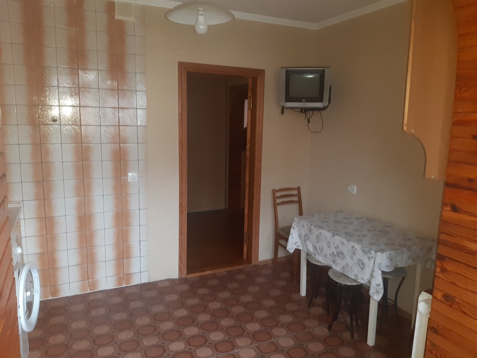 Оренда 2-кімнатної квартири 65 м², Ревуцького вул., 44