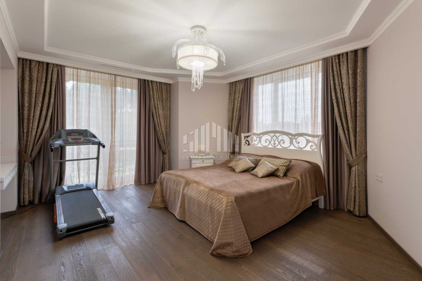 Продажа дома 332.3 м², Зарічна, 98