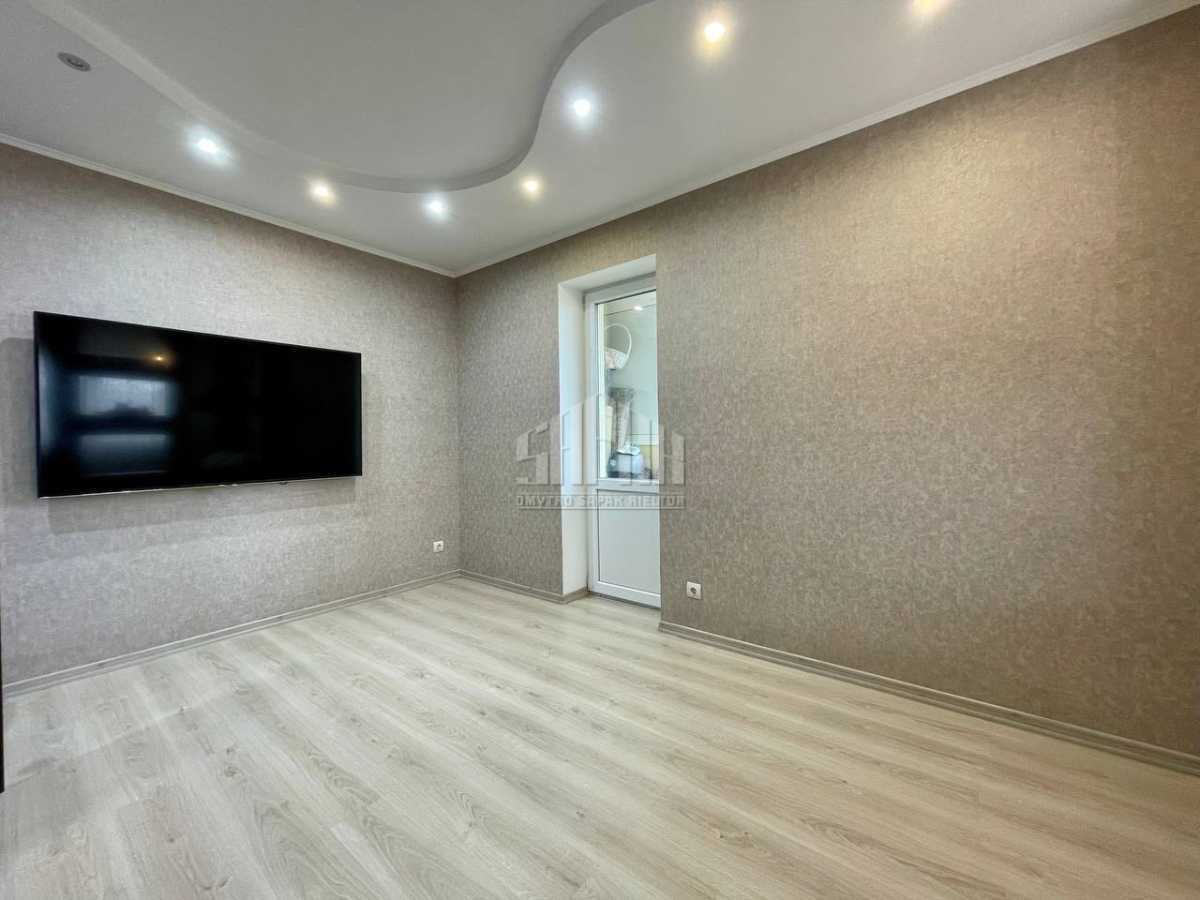 Продажа 2-комнатной квартиры 59.2 м², Вячеслава Черновола ул., 50А