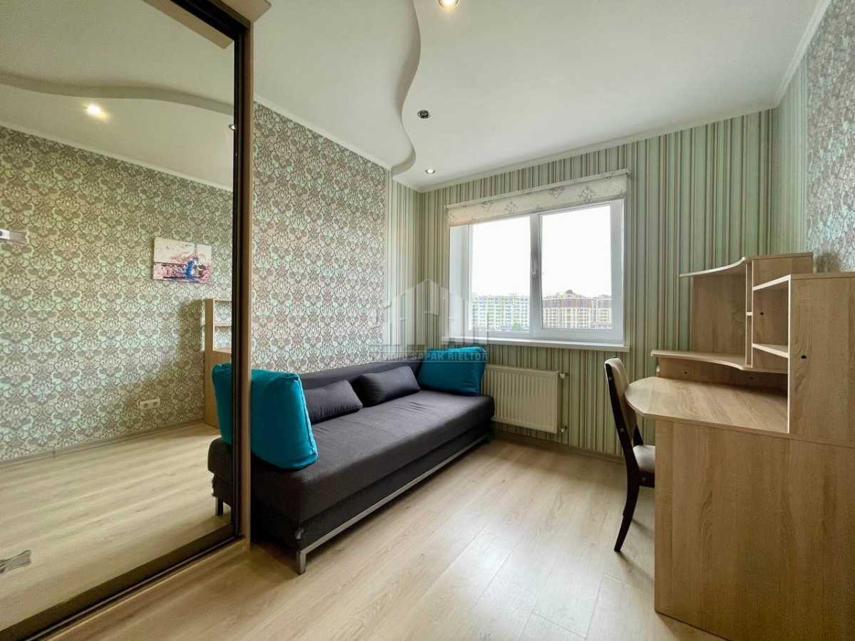 Продажа 2-комнатной квартиры 59.2 м², Вячеслава Черновола ул., 50А