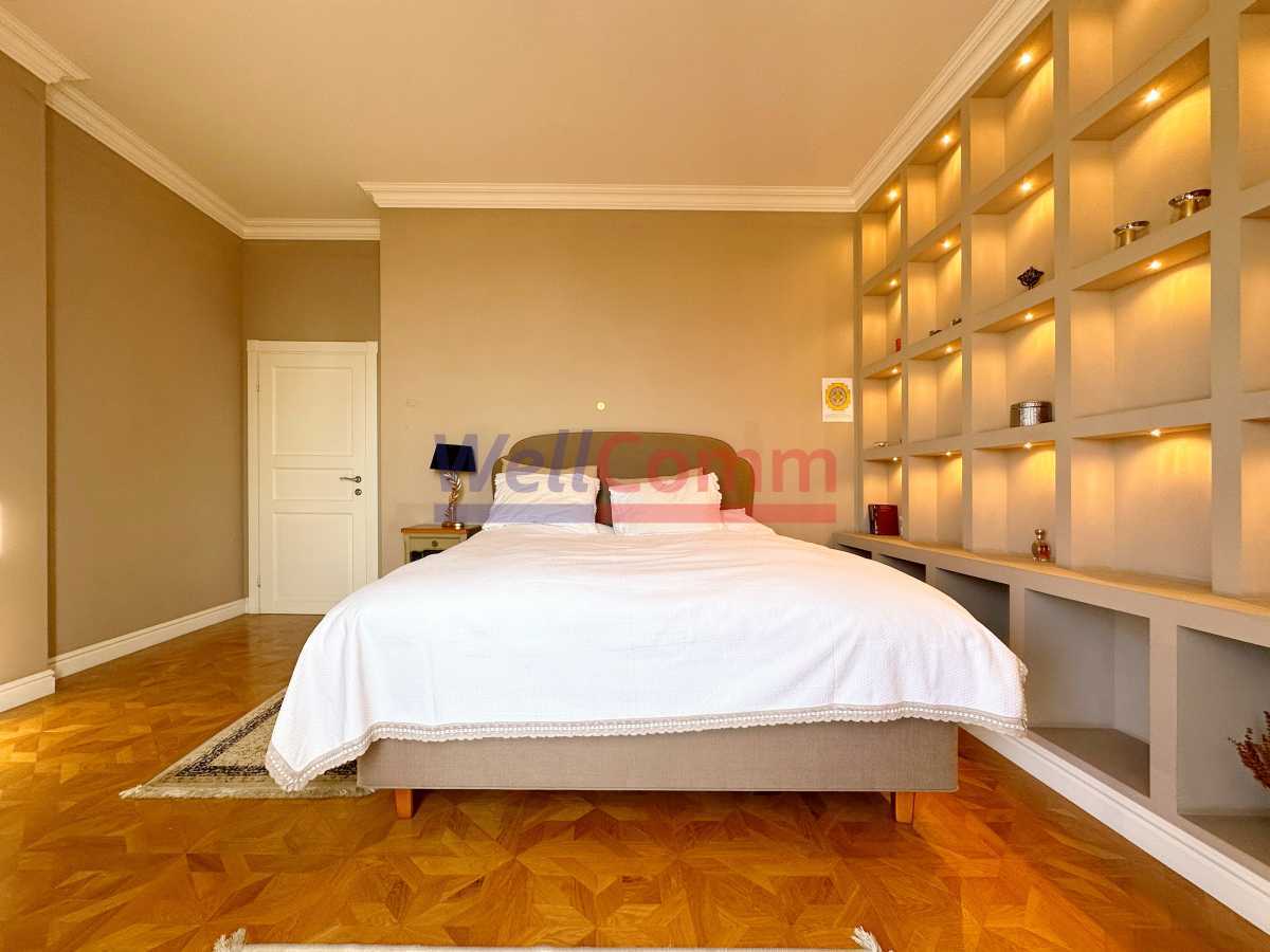 Продажа 3-комнатной квартиры 176.2 м², Леси Украинки бул., 7Б