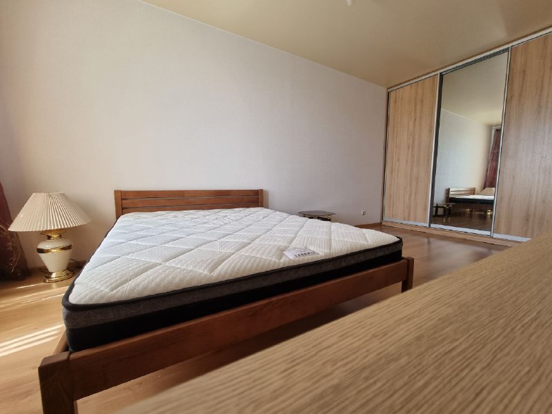 Продажа 1-комнатной квартиры 41.6 м², Свободы ул.