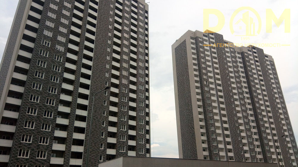 Продаж 1-кімнатної квартири 46 м², Сім'ї Кульженків вул., 21