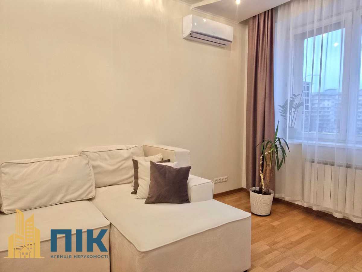 Продажа 4-комнатной квартиры 152 м², Героев Сталинграда просп., 8 К1