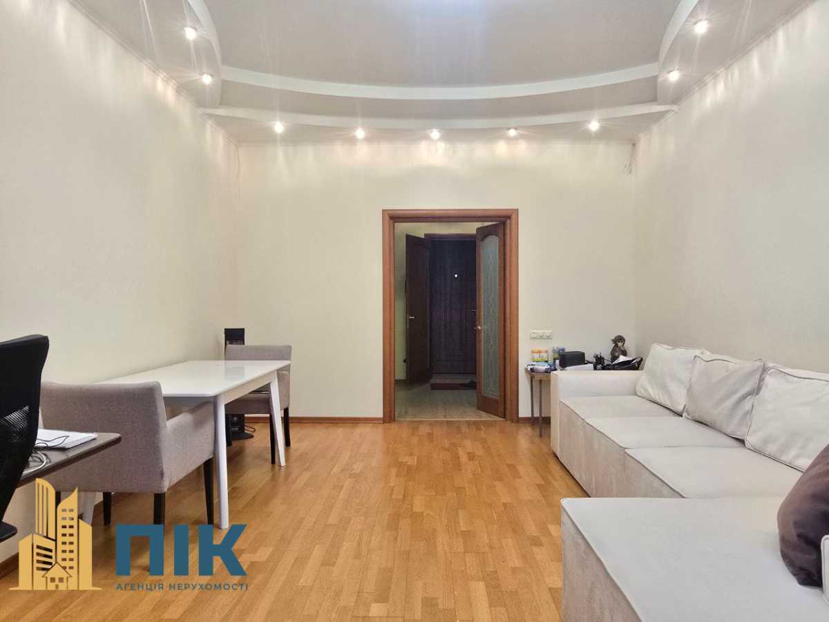 Продажа 4-комнатной квартиры 152 м², Героев Сталинграда просп., 8 К1