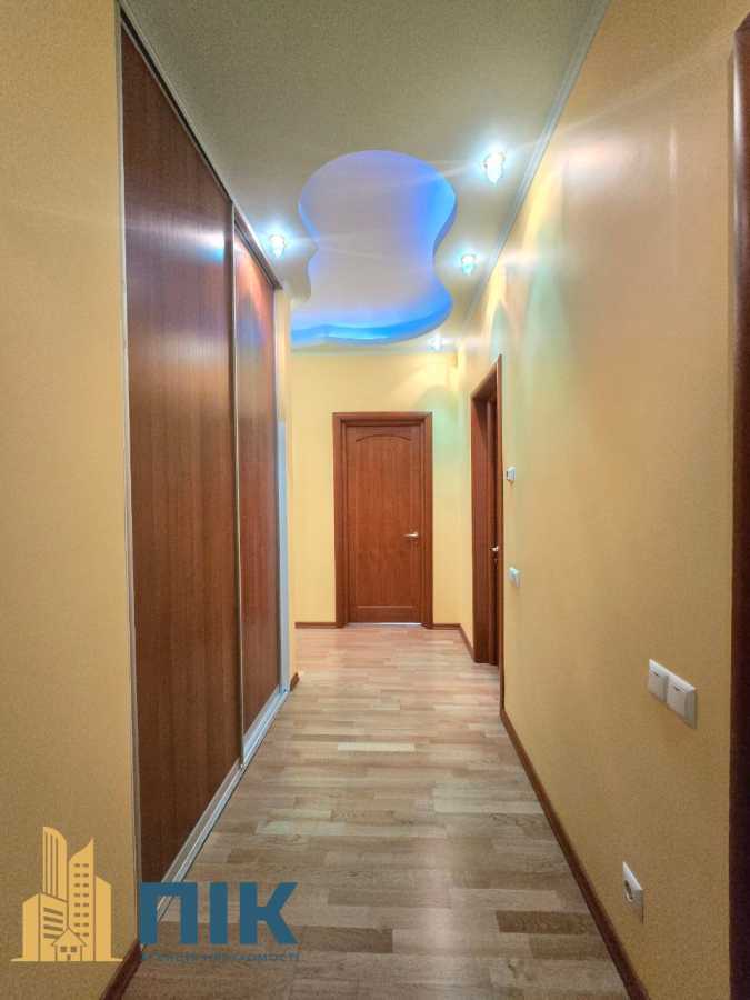 Продажа 4-комнатной квартиры 152 м², Героев Сталинграда просп., 8 К1