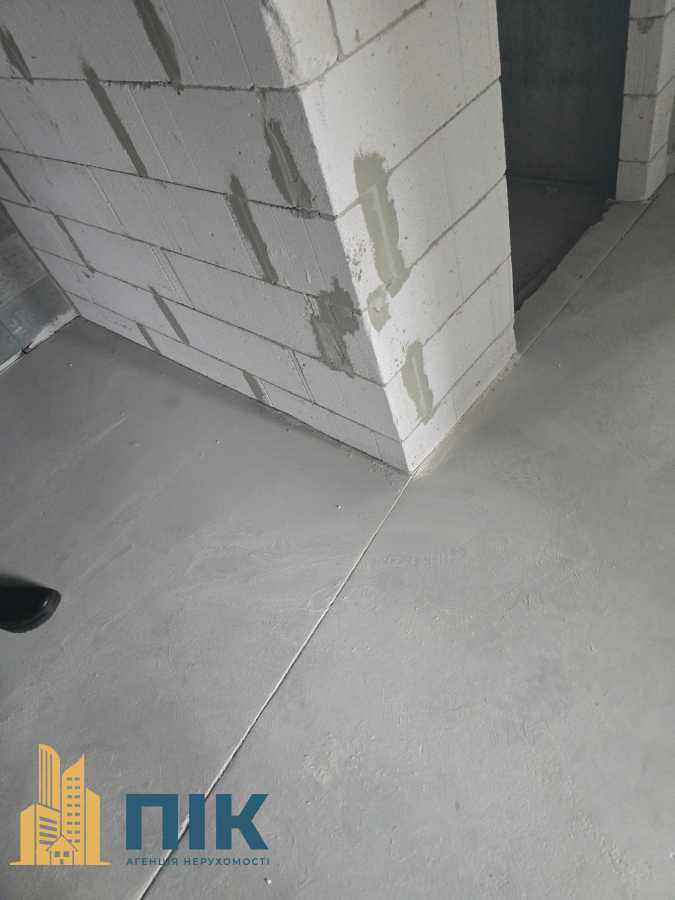 Продажа 2-комнатной квартиры 79 м², Днепровская наб., 15ж