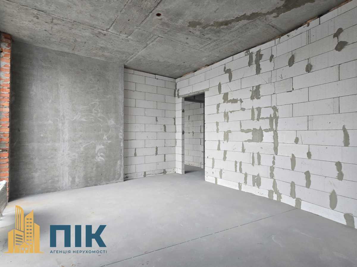 Продажа 2-комнатной квартиры 79 м², Днепровская наб., 15ж