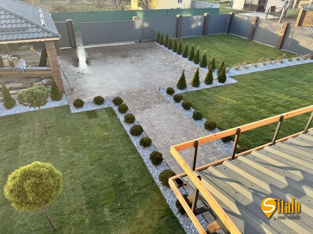 Продажа дома 290 м², 1-я Озерная ул.