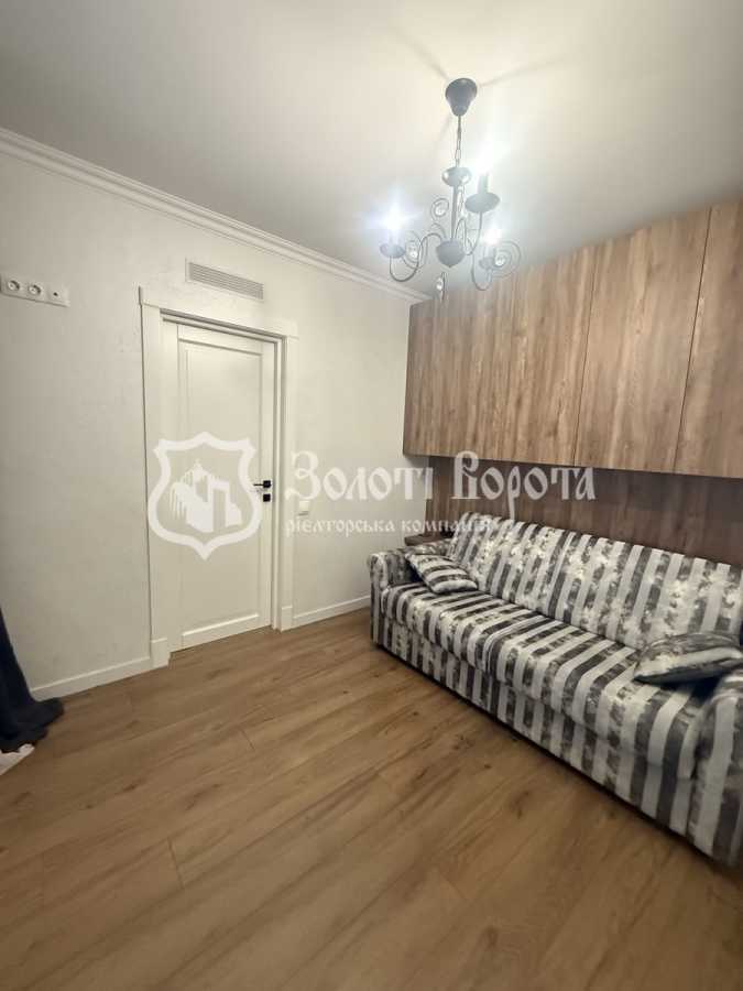 Продаж 2-кімнатної квартири 70.5 м², Олександрівська вул., 1