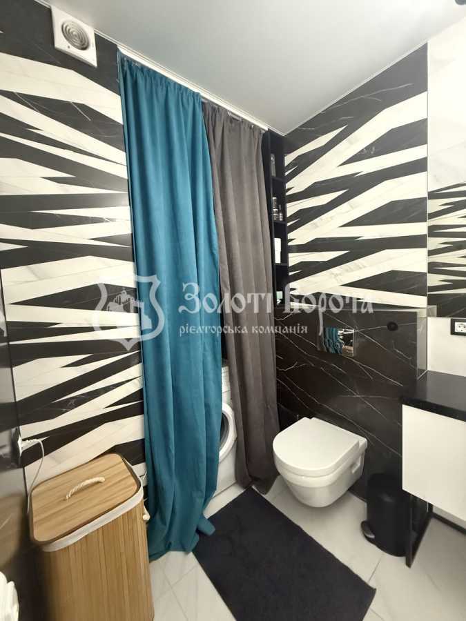 Продаж 2-кімнатної квартири 70.5 м², Олександрівська вул., 1