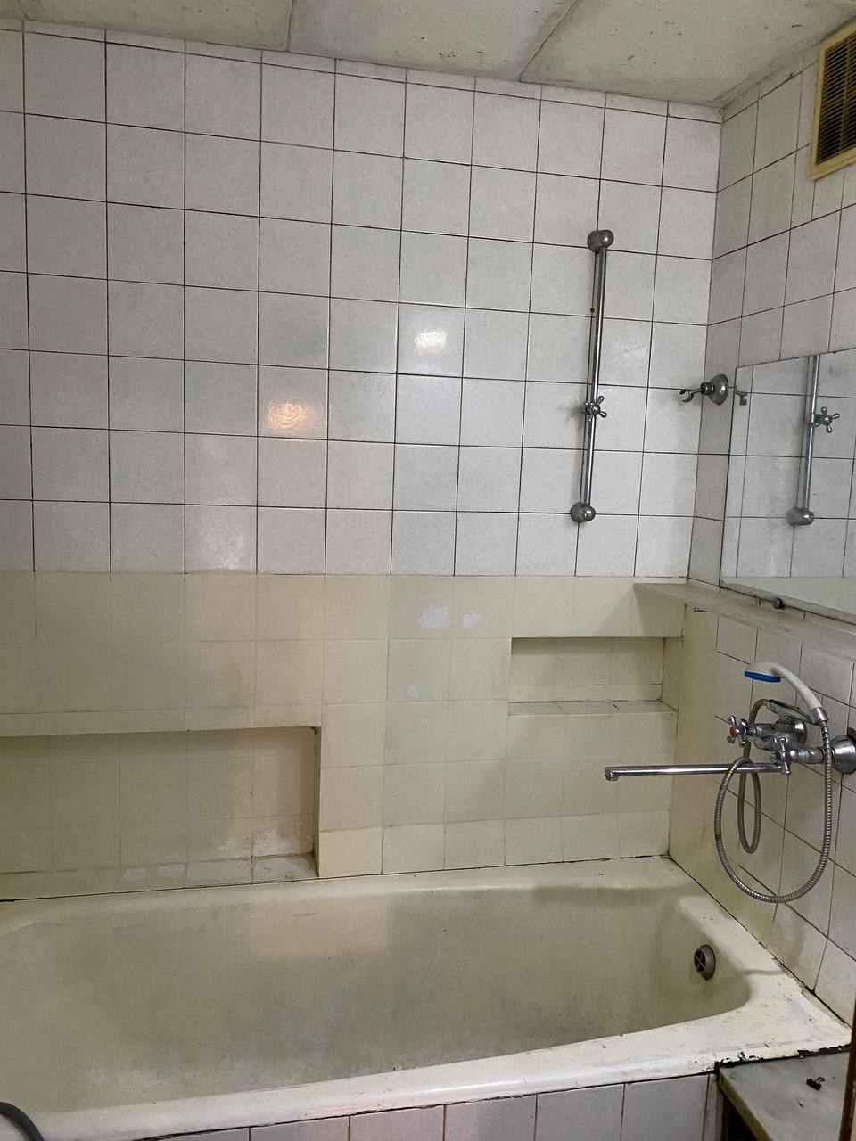 Продажа 3-комнатной квартиры 72.8 м², Здолбуновская ул., 7А