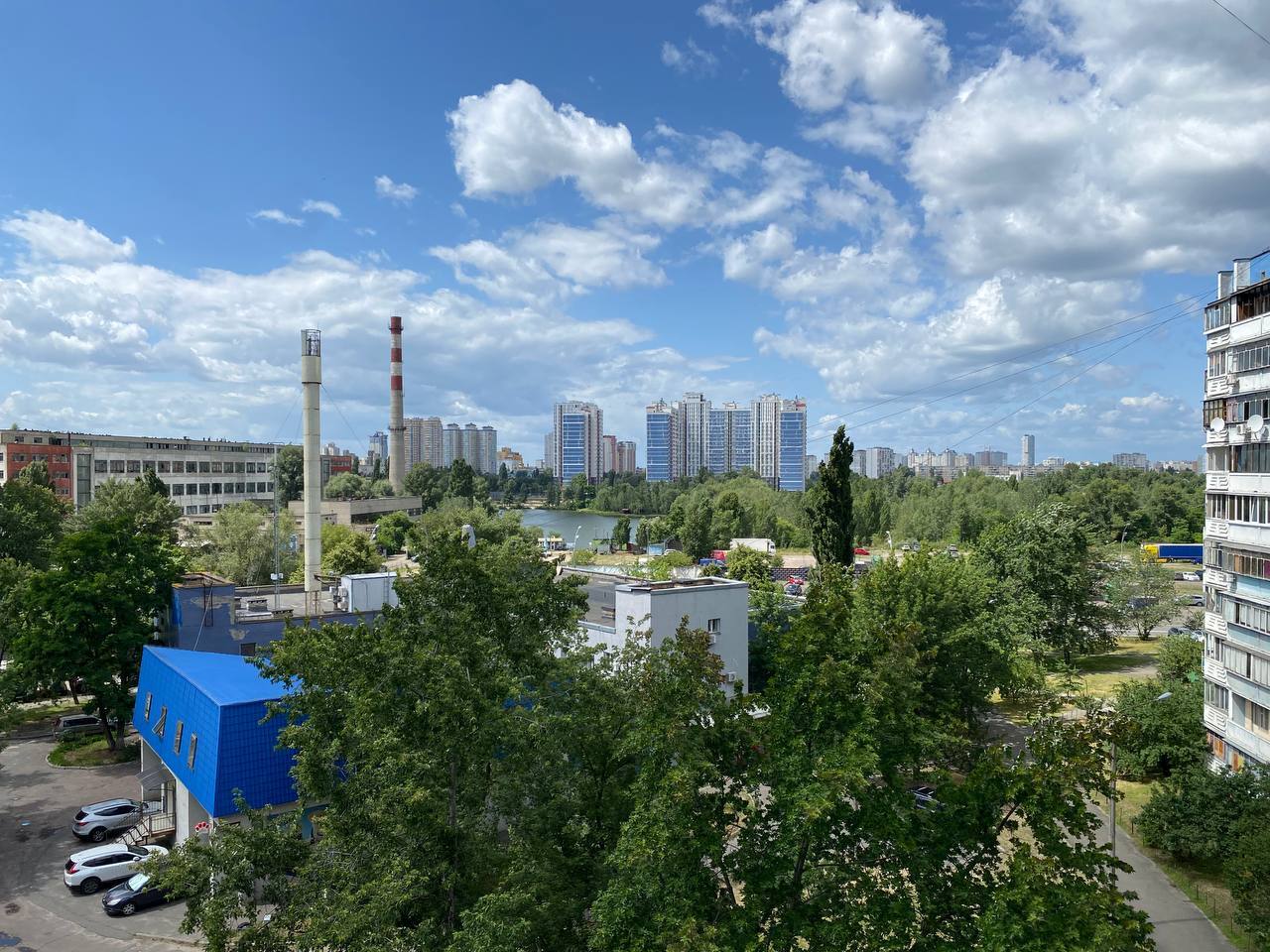 Продажа 3-комнатной квартиры 72.8 м², Здолбуновская ул., 7А