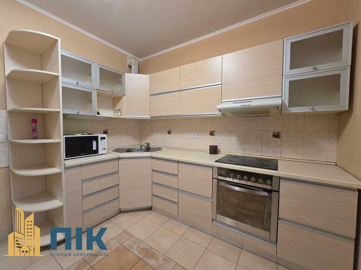 Продаж 1-кімнатної квартири 43 м², Котельникова вул., Драгоманова, 1Г
