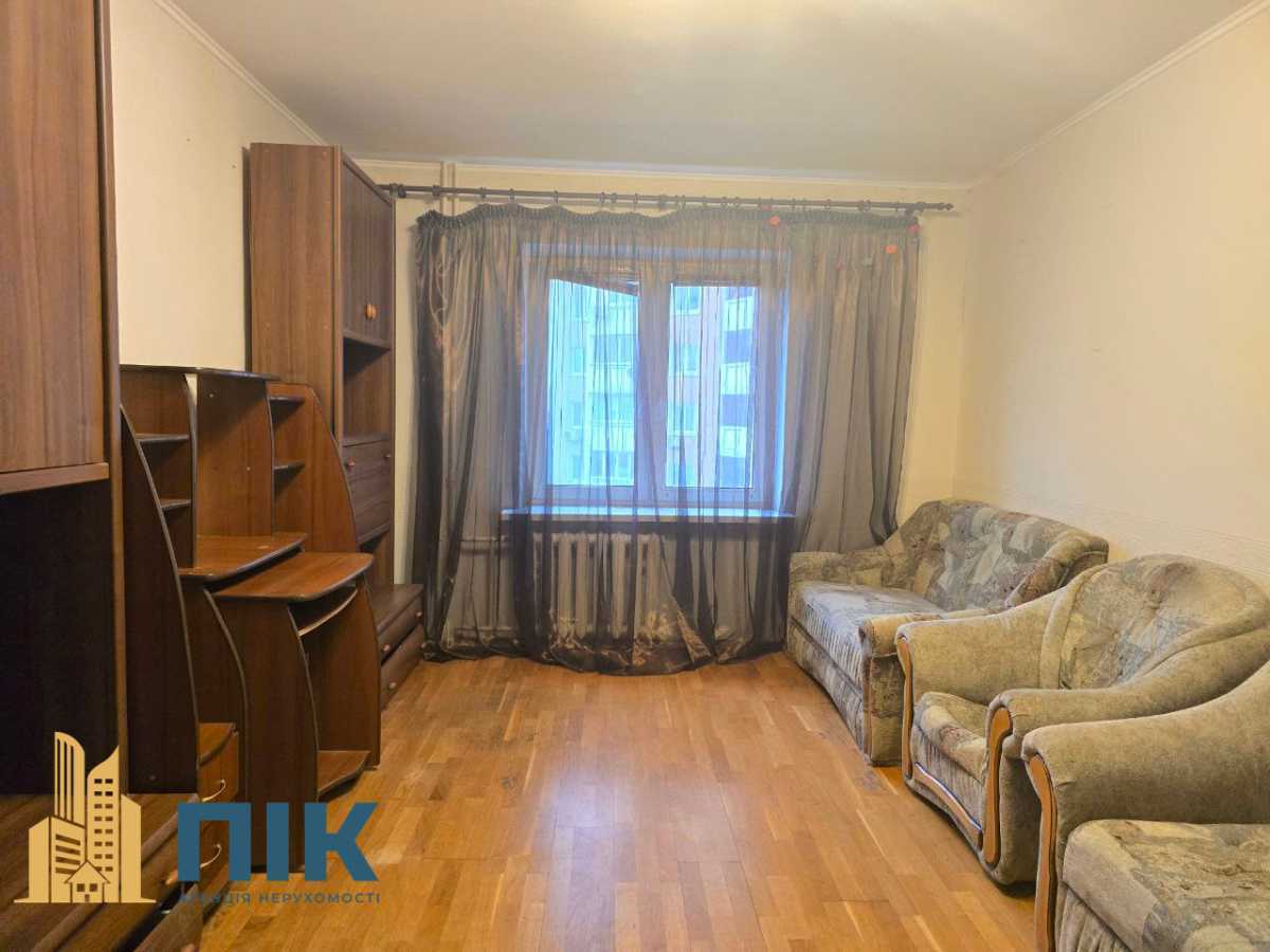Продаж 1-кімнатної квартири 43 м², Котельникова вул., Драгоманова, 1Г