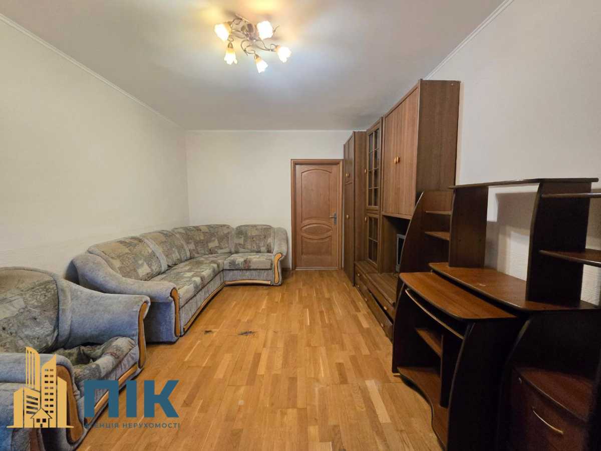 Продаж 1-кімнатної квартири 43 м², Котельникова вул., Драгоманова, 1Г
