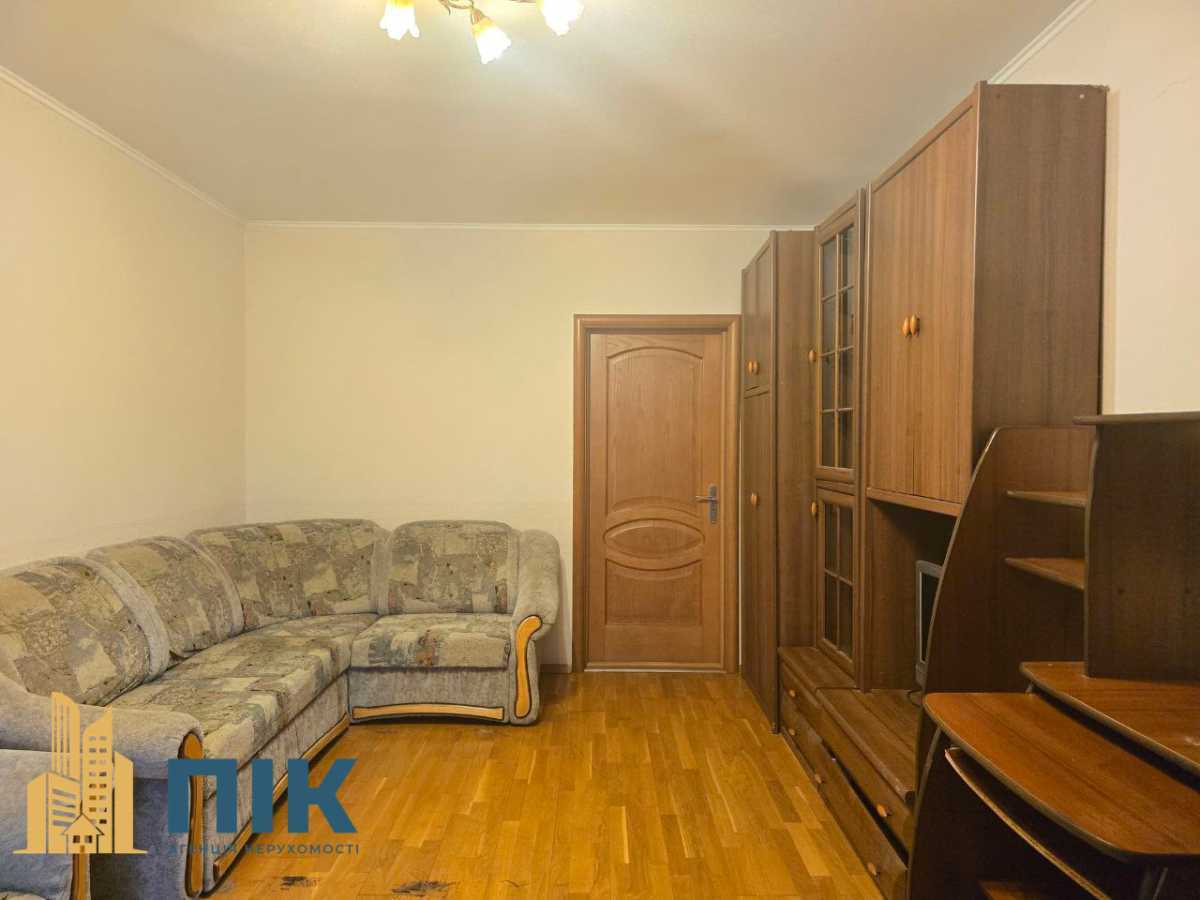 Продаж 1-кімнатної квартири 43 м², Котельникова вул., Драгоманова, 1Г