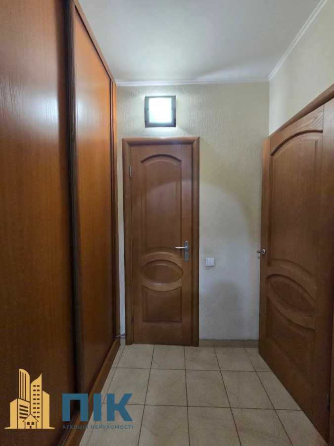 Продаж 1-кімнатної квартири 43 м², Котельникова вул., Драгоманова, 1Г