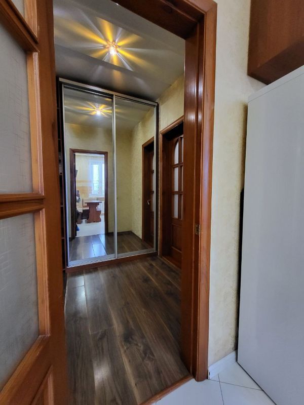 Аренда 1-комнатной квартиры 46 м², Небесной Сотни ул.