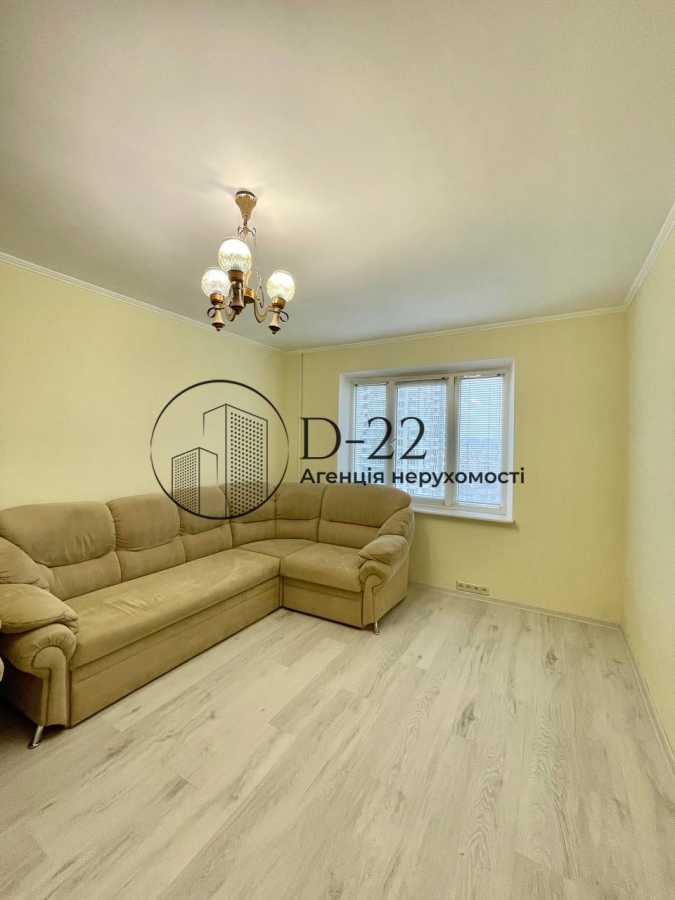 Продаж 2-кімнатної квартири 57 м², Харківське шосе, 59