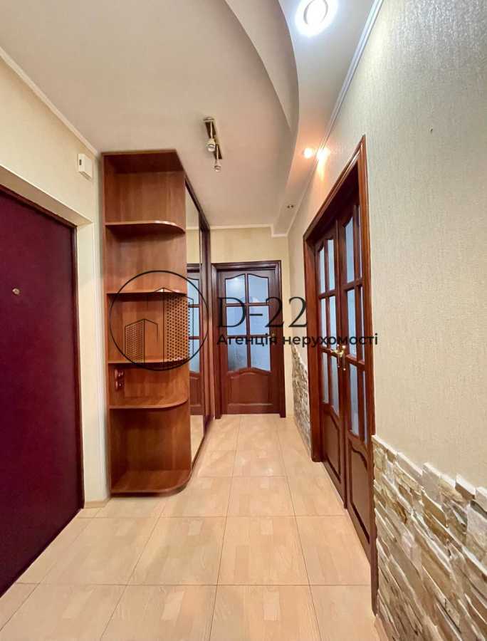 Продаж 2-кімнатної квартири 57 м², Харківське шосе, 59