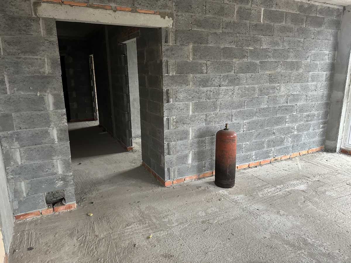 Продаж 2-кімнатної квартири 73 м², Берестейський, 139