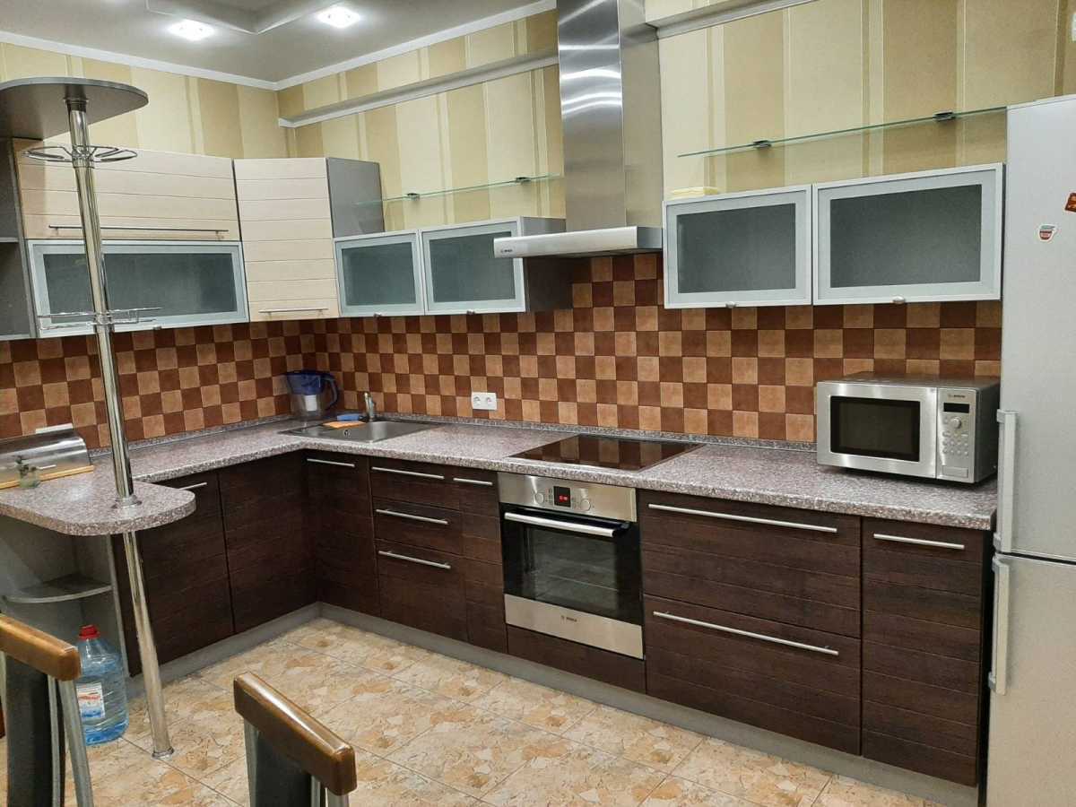 Оренда 2-кімнатної квартири 50 м², Грушевського вул., 7