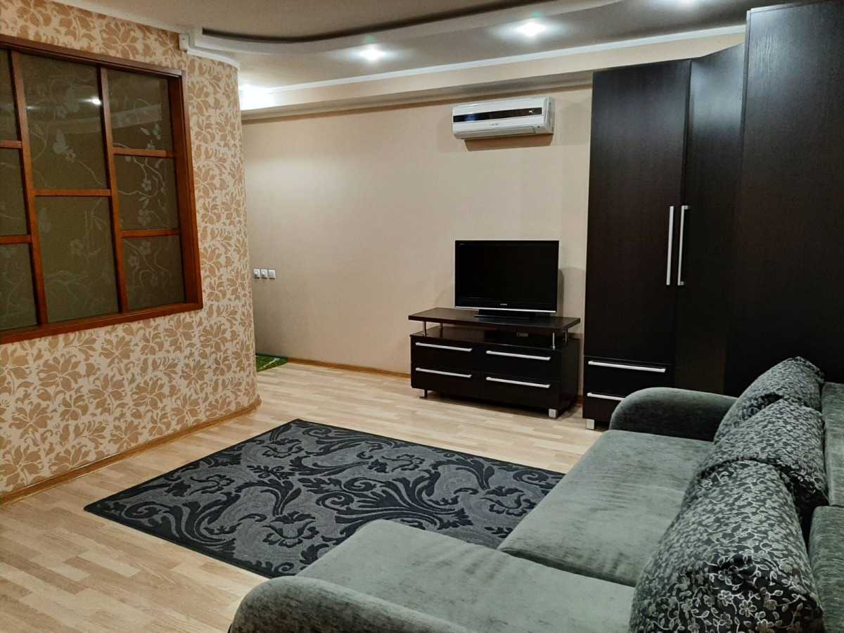Оренда 2-кімнатної квартири 50 м², Грушевського вул., 7
