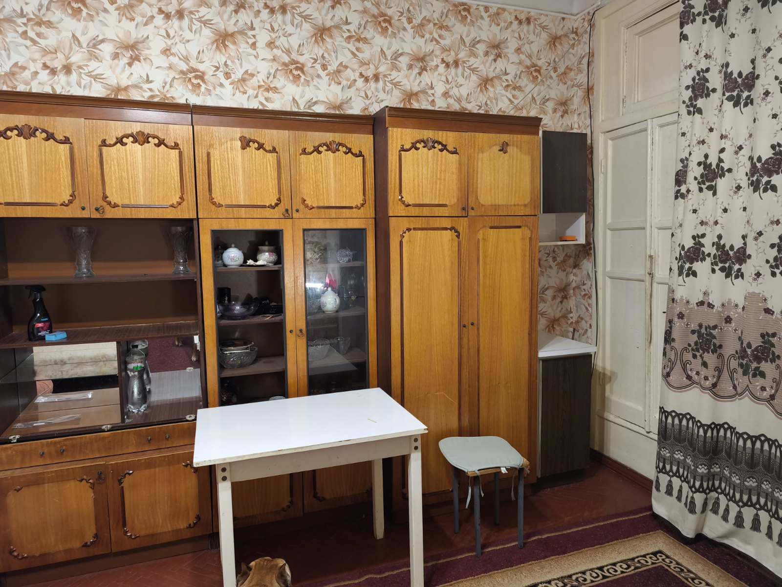 Оренда кімнати/частини квартири, Макарівська вул., 1