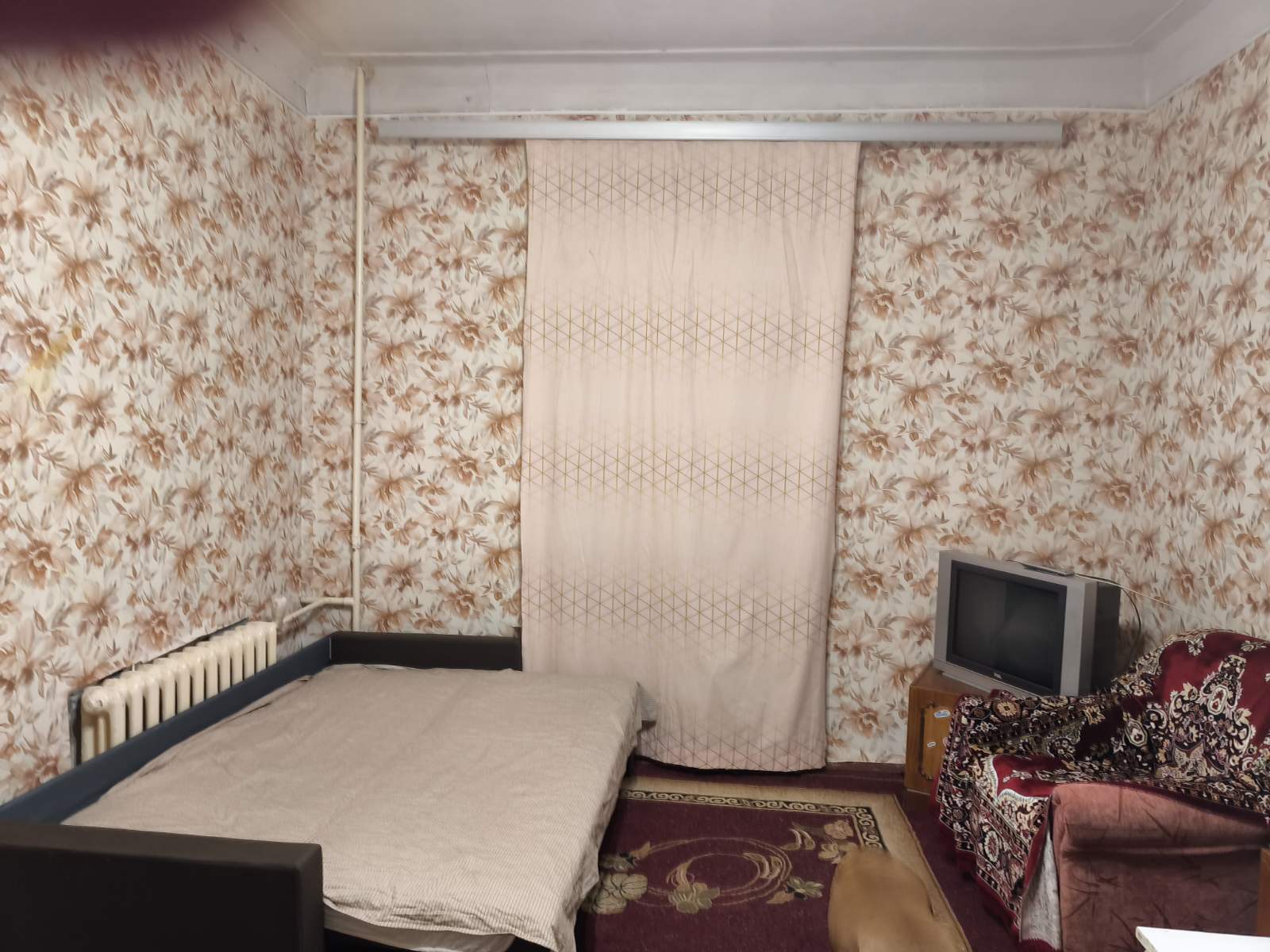 Оренда кімнати/частини квартири, Макарівська вул., 1