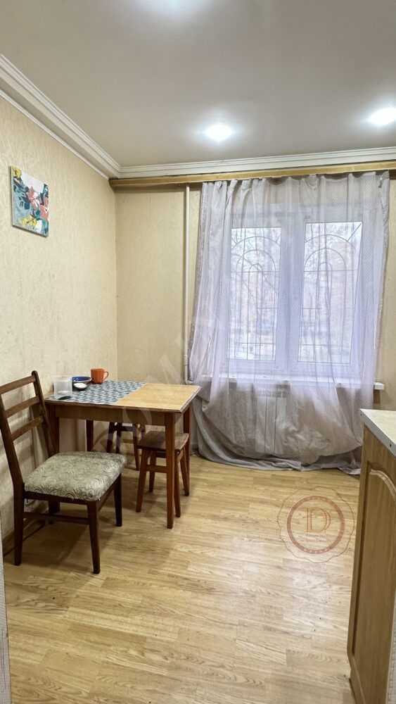 Продажа 3-комнатной квартиры 69 м², Юбилейный просп., 22