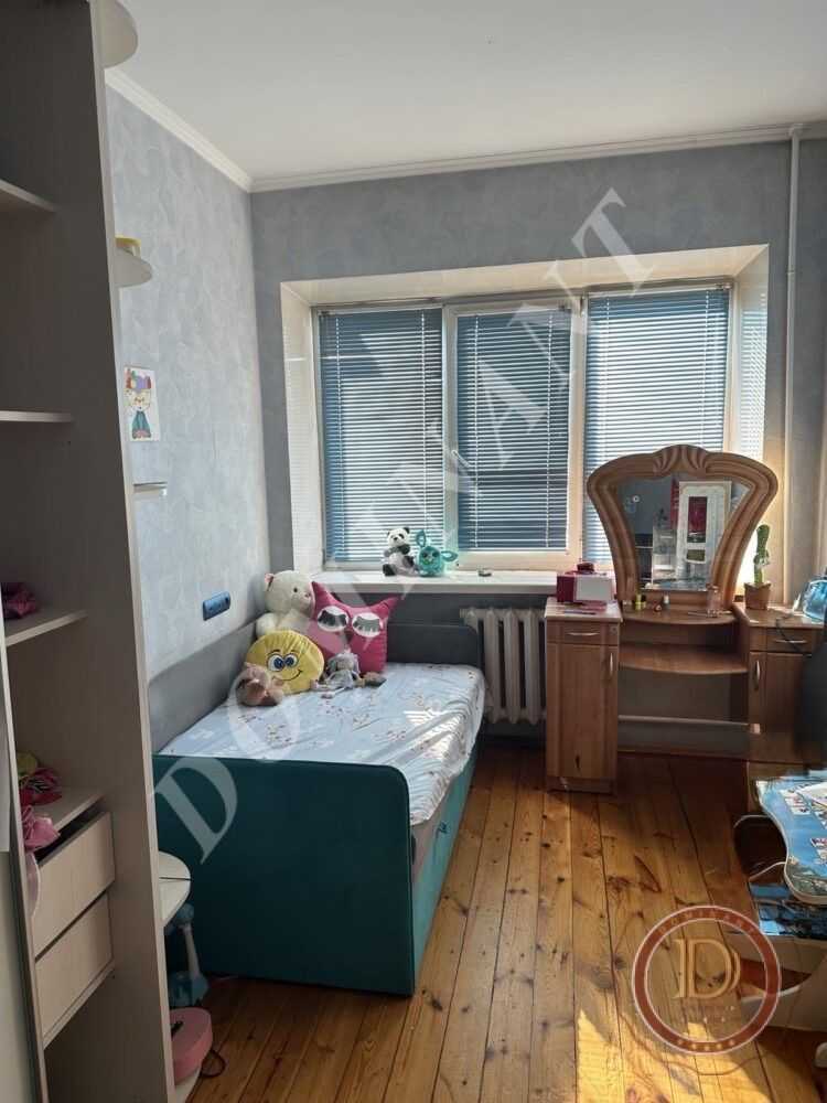 Продажа 3-комнатной квартиры 62 м², Святого Николая ул., 8