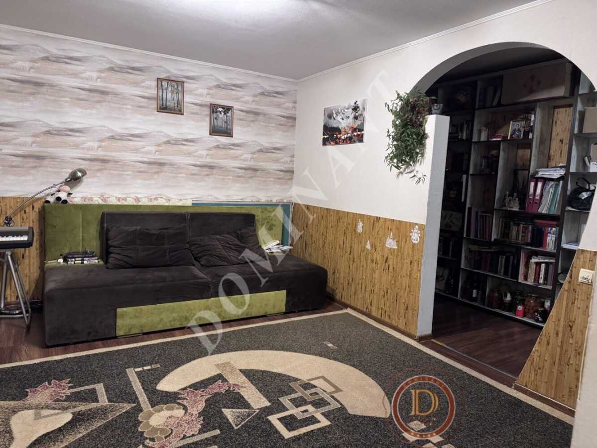 Продажа 3-комнатной квартиры 69 м², Новокузнецкая ул., 20