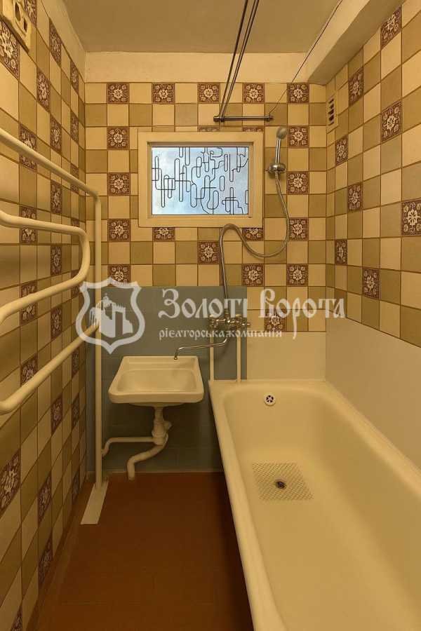 Продаж 3-кімнатної квартири 62.4 м², Оболонський просп., 12А