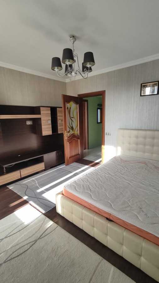 Аренда 3-комнатной квартиры 115 м², Стрыйская ул.