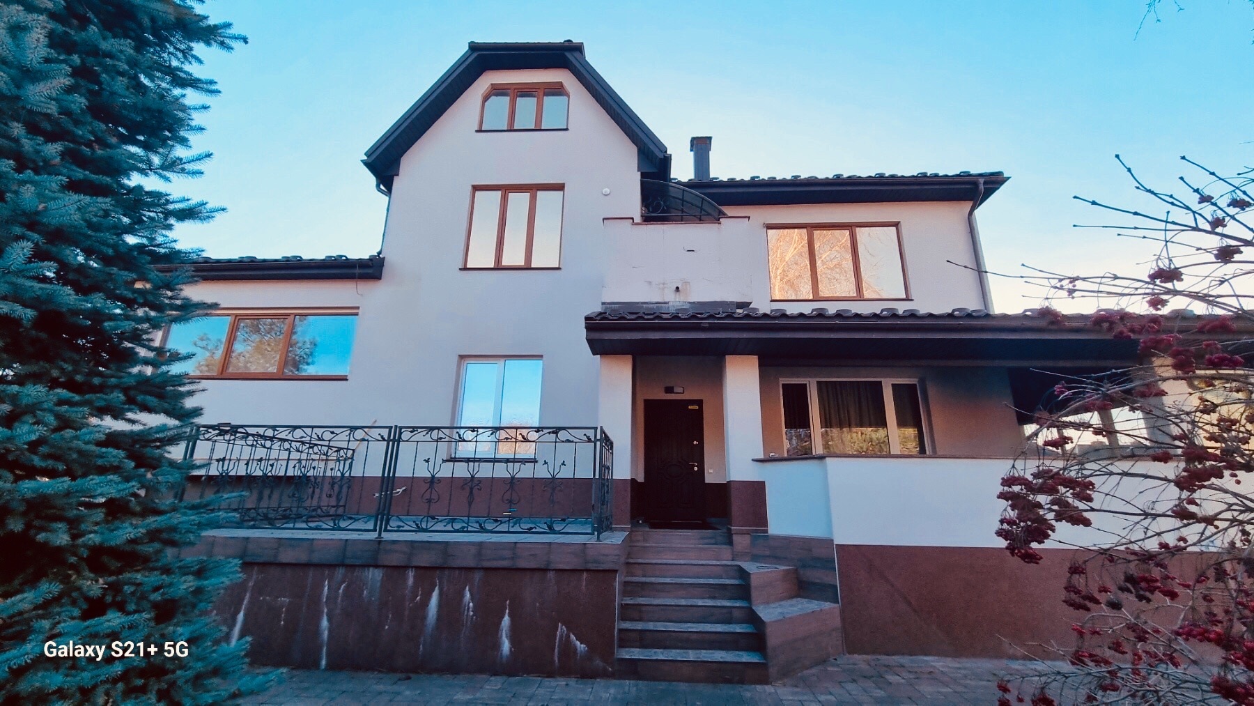 Продажа дома 350 м², Дедовица, Ягодная ул.