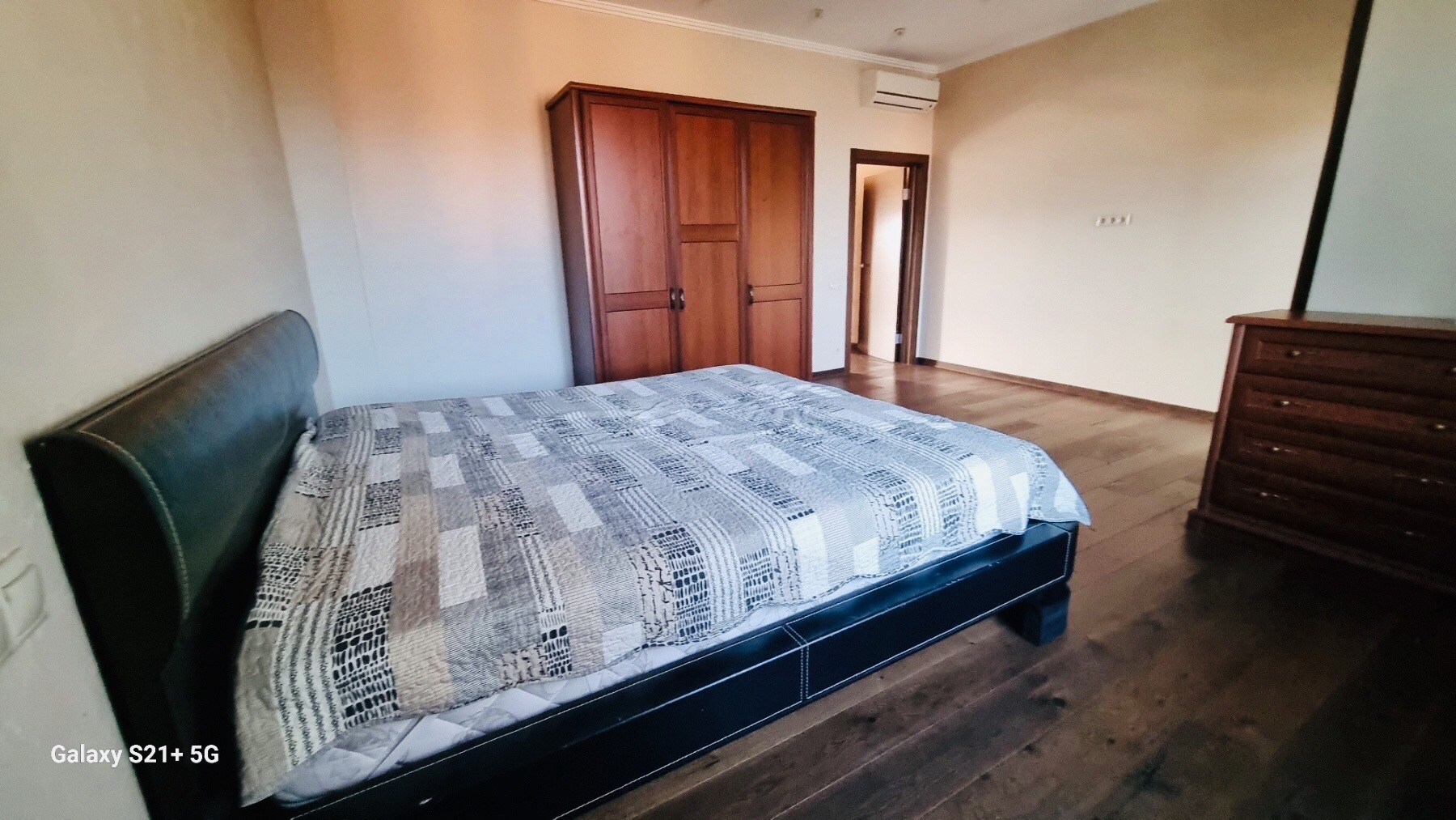 Продажа дома 350 м², Дедовица, Ягодная ул.