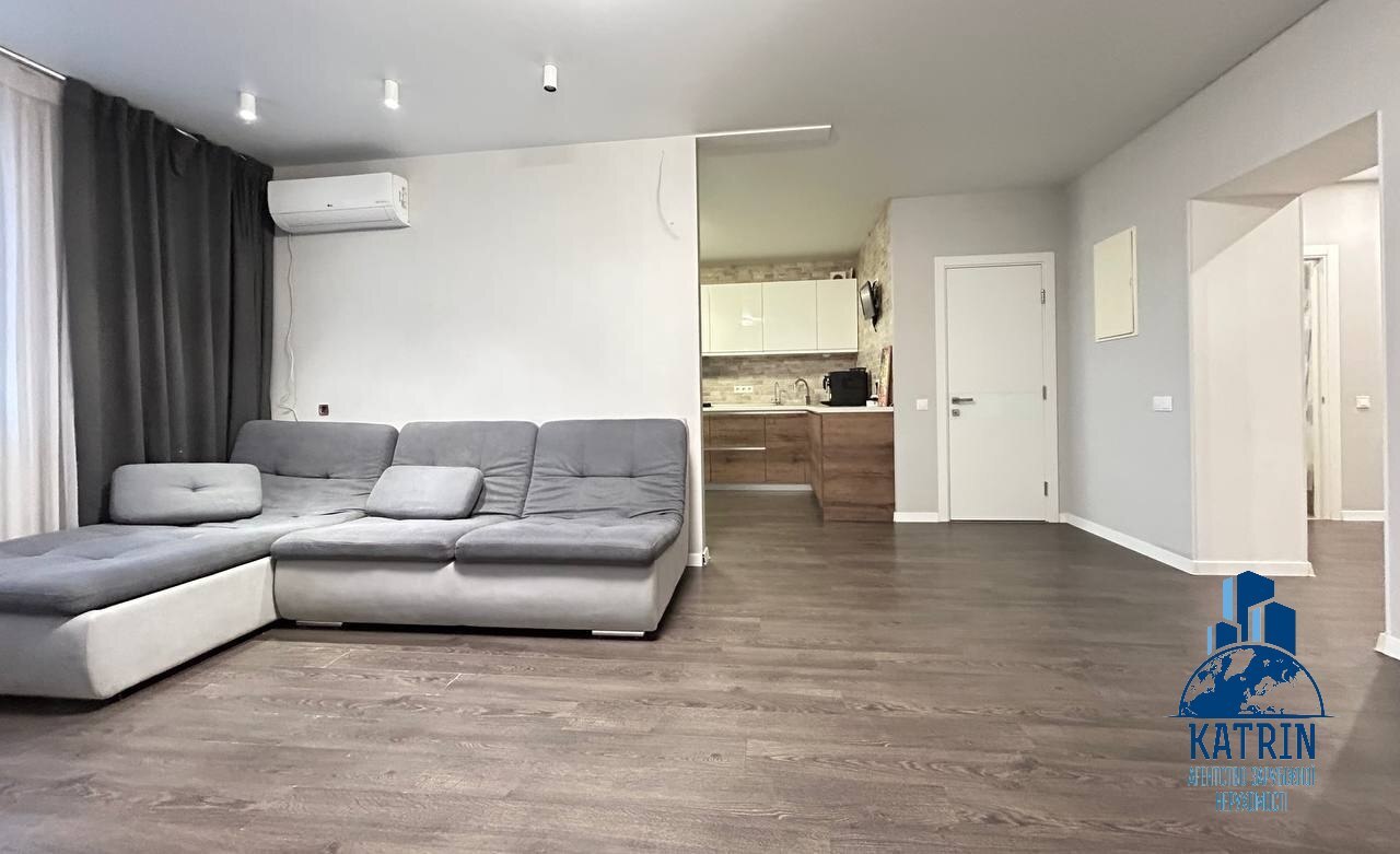 Продажа 3-комнатной квартиры 102 м², Запорожское шоссе