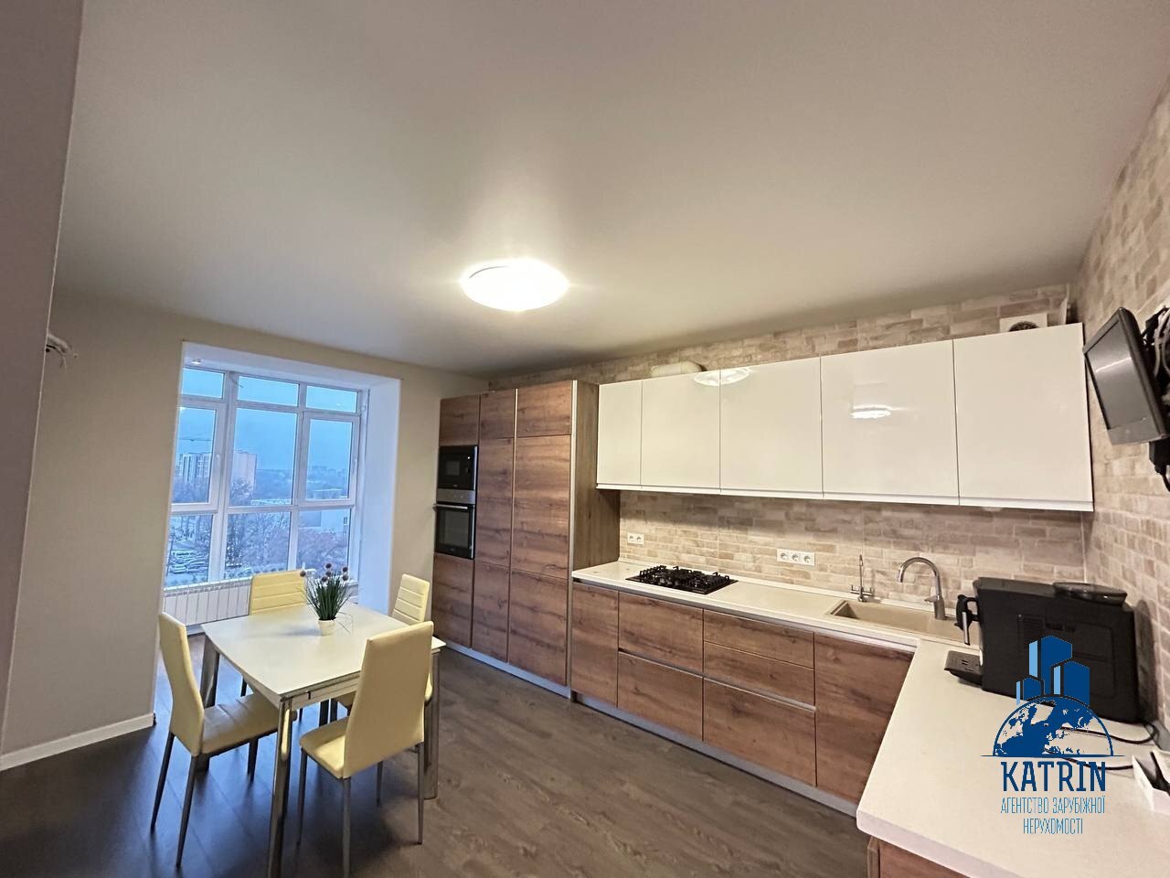 Продажа 3-комнатной квартиры 102 м², Запорожское шоссе