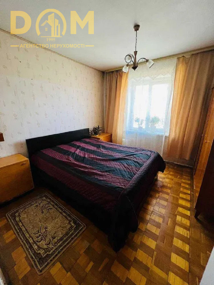 Продаж 2-кімнатної квартири 54 м², Йорданська вул., 9Б