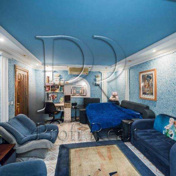 Продажа 3-комнатной квартиры 71 м², Павла Тычины просп., 8