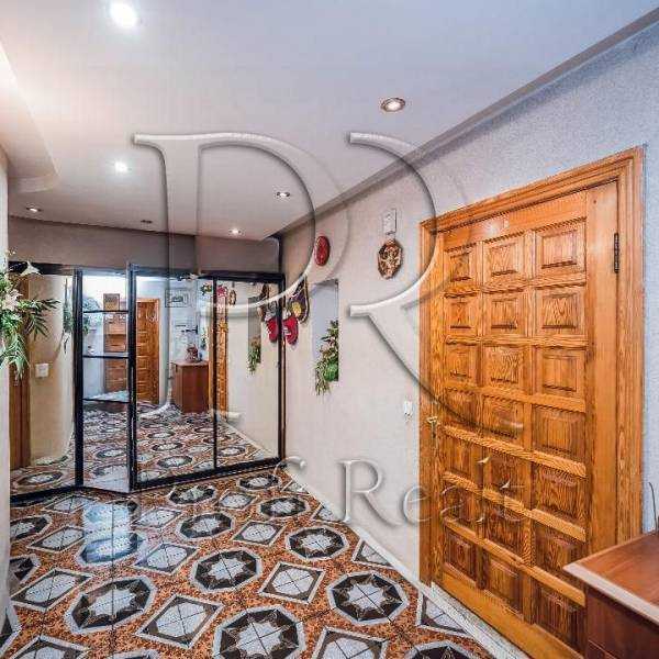 Продажа 3-комнатной квартиры 71 м², Павла Тычины просп., 8