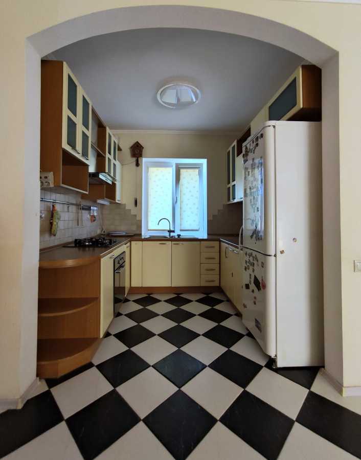 Оренда будинку 170 м², Волошкова вул., 31